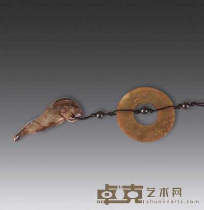 明 玉素壁、龙纹携 直径4cm;长5cm